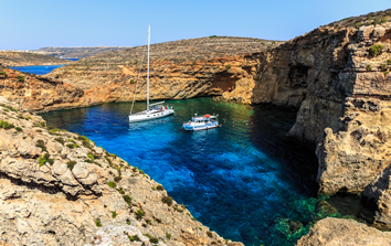 TropOut Malta gay boat trip