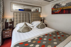 AmaCerto Balcony Cabin