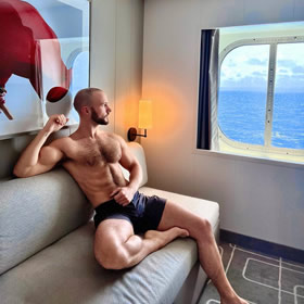 Apex gay cruise sea day