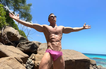 Gay Seychelles travel