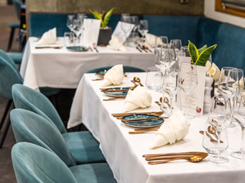 Harmony G yacht dining