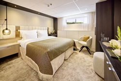 Amadeus Nova Window stateroom