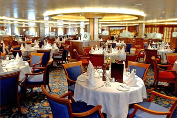 Sapphire Princess International dining room