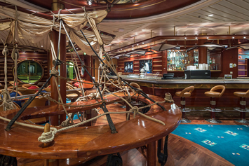 Voyager of the Seas Schooner bar