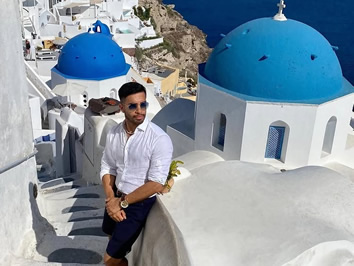 Gay Santorini sailing cruise