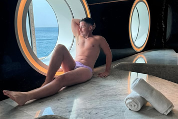 Valiant Lady bear cruise sauna