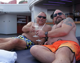 Greece bears cruise sea day