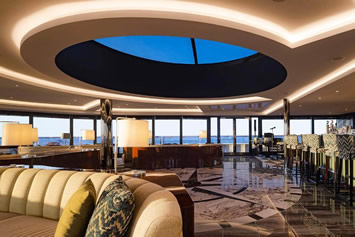World Traveller Observation Lounge