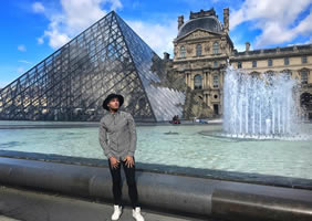 Paris gay tour