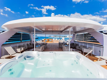 Avangard ship jacuzzi