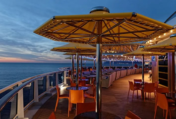 Costa Diadema bar