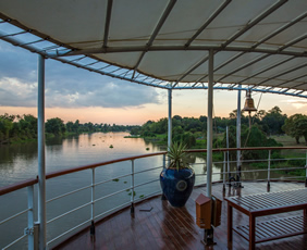 Tonle Sap river gay cruise
