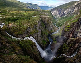 Norwegian Fjords lesbian cruise - Voringfossen waterfall
