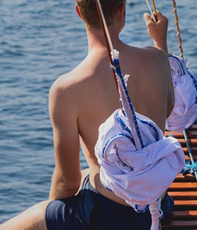 Indonesia Padar gay cruise
