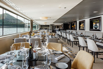 Avalon Impression dining