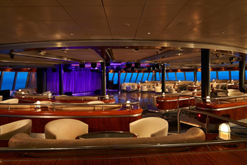 Norwegian Jade Spinnaker lounge