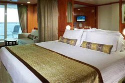 Norwegian Dawn Club Balcony Suite