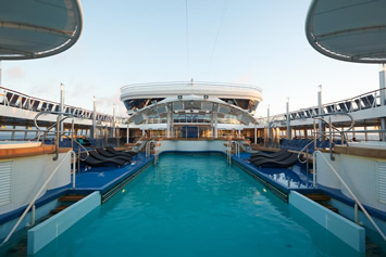 Norwegian Dawn Oasis Pool
