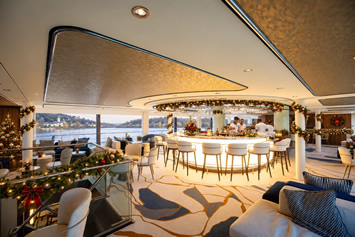 Transcend Connect lounge