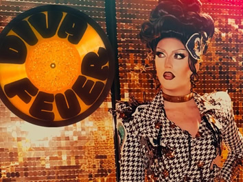 Resilient Lady Diva Fever