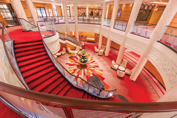 QM2 Atrium