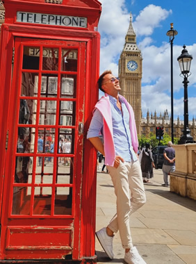 Gay London cruise