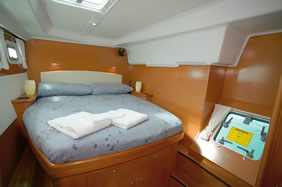 Lagoon 440 catamaran cabin