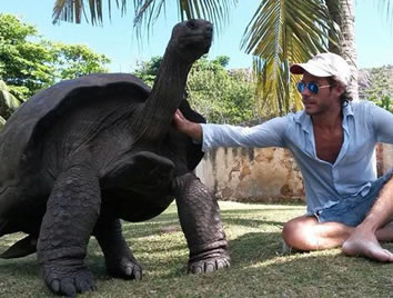 Seychelles gay cruise travel