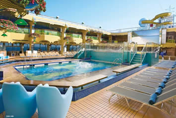 Costa Serena pool
