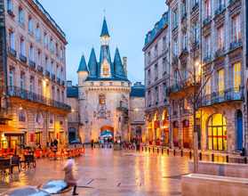 Bordeaux, France lesbian cruise