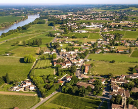 Cadillac-Sur-Garonne, France lesbian cruise