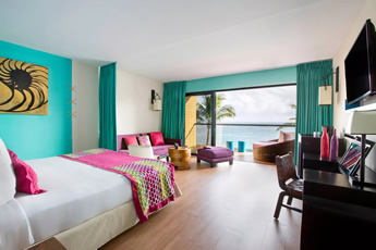Club Med Cancun lesbian resort room