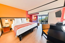 Superior Ocean Side Room