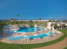 Dreams Onyx Punta Cana Resort pools