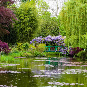 Giverny France lesbian cruise