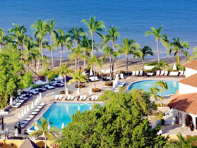 Club Med Ixtapa pool view