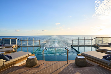 Explora II Astern Pool