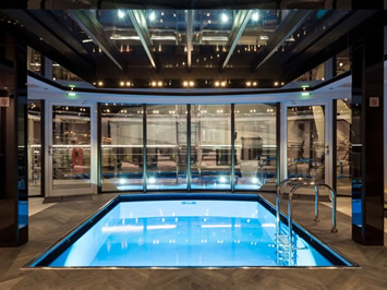 Uniworld Elisabeth pool