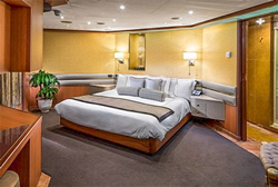 Oosterdam Pinnacle Suite