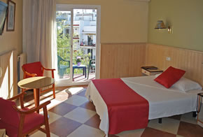 Picadilly Sitges gay friendly Hotel