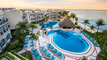 Panama Jack pool