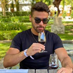 South Africa wine tasting