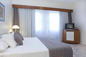 Savoy Othon Hotel room