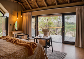 Thornybush Game Lodge room