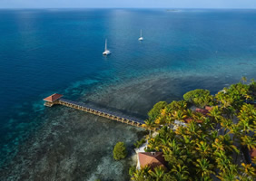 Ray Caye Island Resort view