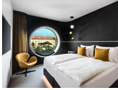 MOOONS Vienna Hotel