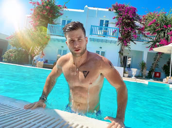 Mykonos gay tour hotel