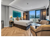 Roomzzz Edinburgh Aparthotel