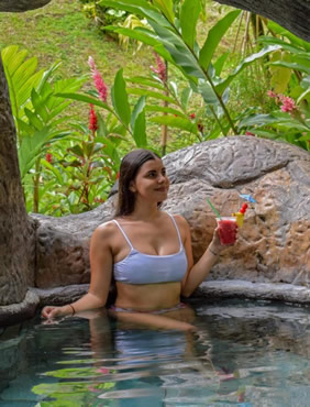 Costa Rica lesbian holidays