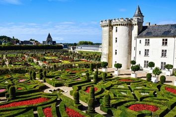 Loire Valley lesbian tour - Ch�teau de Villandry